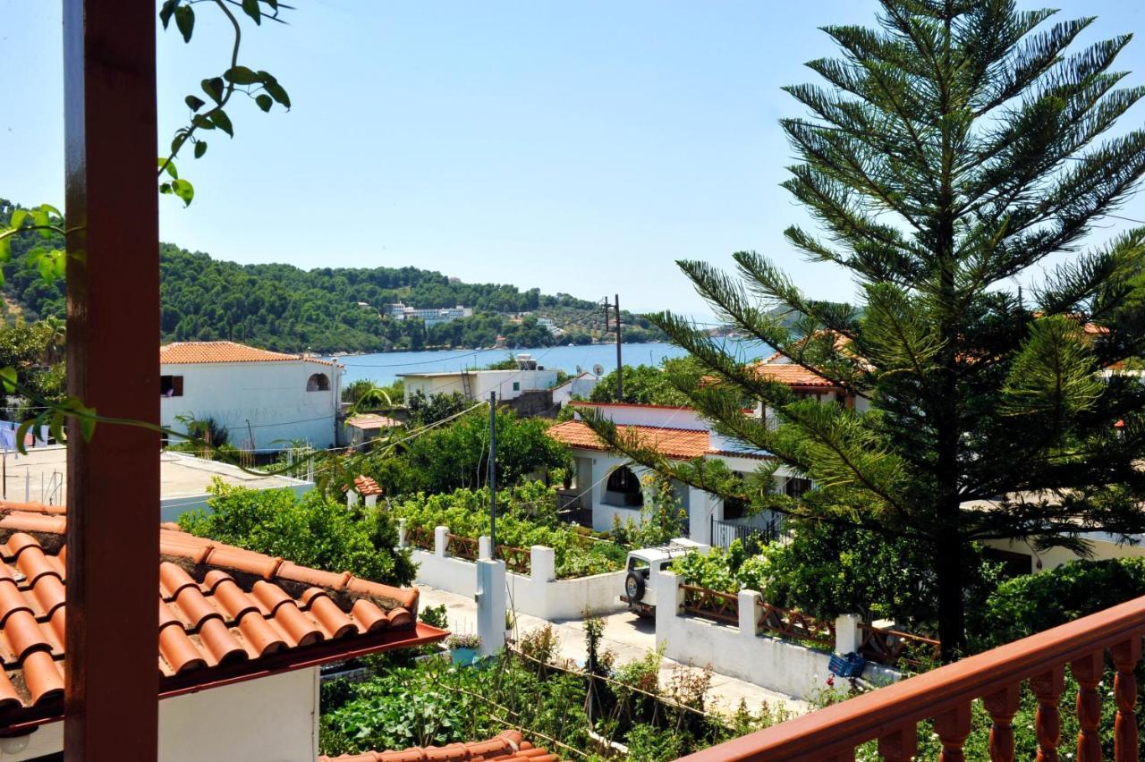Chrissomalli Sofia Studios Skiathos Town Exterior foto
